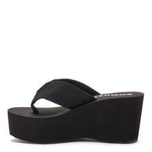 Kat Stratford Shoes, Black Platform Flip Flops, Kat Stratford, Women Platform Sandals, Simple Sandals, Black Platform Sandals, Platform Flip Flops, Sandals Platform, Sandals Collection