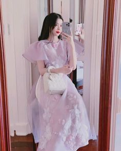 Chinese Long Dress, Light Purple Fabric, Modern Ao Dai, Vietnamese Ao Dai, Double Layer Dress, Frock Fashion, Qipao Cheongsam, Vietnamese Dress, Trendy Fashion Outfits