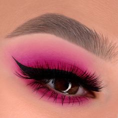 Pink Eyeshadow Look, Eye Makeup Pictures, Halloween Tattoo, Edgy Makeup