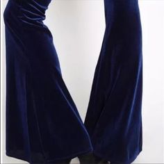 They Are Amazing! Super Flared Bell Bottoms With 33” Inseam. Wide Band Boho Bohemian Minimalist Chic Vintage Style Boutique New Year’s Eve Christmas Holiday Party Rave Club Dance Costume Cosplay Victoria’s Sexy Dress Up Mid-rise Blue Wide Leg Pants For Fall, Blue Flare Bottoms For Party, Blue Flared Party Bottoms, Blue Flare Party Bottoms, Flared Blue Party Bottoms, Blue Flare Pants For Party, Blue Mid-rise Party Bottoms, Blue Mid-rise Bottoms For Party, Mid-rise Blue Bottoms For Party