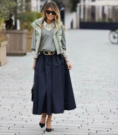 Gitta Banko, Street Dress, Looks Street Style, Street Style Inspiration, Formal Style, Fall Looks, Skirt Outfits, Get Dressed, Look Fashion