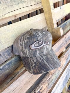 The 6-Panel Camo Mesh-Back Cap is made of cool, comfortable 100% cotton and features our Drake "duck head" logo decorated with raised embroidery. One size fits most. DH3011-006 Materials 100% cotton Features 6-panel, low-profile construction Lightly structured front panels Hook & loop back closure Duck Head, Raised Embroidery, Mossy Oak, Shoe Box, Drake, Low Profile, Clothing Items, Sale Items, Camo