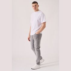 "Introducing our trendy and stylish Slim Fit Jeans in a mesmerizing Grey Wash. Designed to fulfill your fashion needs, these jeans offer the perfect balance of comfort and style. The slim fit silhouette not only highlights your curves but also provides a flattering look that's both modern and timeless. The beautiful grey wash adds a touch of sophistication, making these jeans versatile enough to wear for any occasion. Whether you dress them up with heels and a blouse or keep it casual with sneak Men Summer Casual, Casual Summer Pants, Jean Vintage, Pants Denim, Pants Vintage, Jeans Grey, Denim Jeans Men, Men Summer, Grey Wash