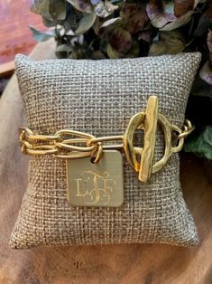 Square Bracelet, Gold Jewelry Simple, Gold Bead Bracelets, Star Bracelet, Chain Gold, Matching Necklaces, Bracelet Gold, Lebanon, Paper Clip