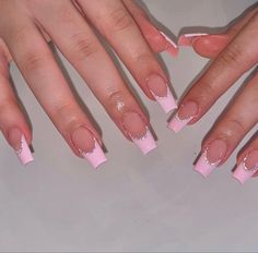 Ongles Rose Pastel, Pink Tip Nails, Unghie Sfumate, Baby Pink Nails, February Nails, Nagel Tips, French Tip Acrylic Nails, Pink French, Acrylic Nails Coffin Pink