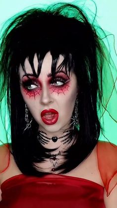 Beetlejuice Inspired Makeup Simple, Beetle Juice Inspired Makeup, Lydia Deets Make Up, Beetle Juice Characters, Lydia Makeup Beetlejuice, Easy Beetlejuice Makeup, Lydia Beetlejuice Makeup, Beetlejuice Inspired Makeup, Female Beetlejuice Makeup