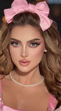 Soft Baddie Makeup, Barbie Makeup, Makeup Mistakes, Chique Outfits, Top Hairstyles, Makeup Hacks, Baddie Makeup, Makeup Obsession, Beauty Essentials