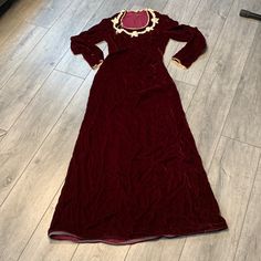 Vintage Red Velvet Maxi Dress With Crochet Trim. In Great Condition- Minor Wear. Chest: 16” Across Front, Waist: 13” Across Front, Hips: 17” Across Front, Length: 60”, Arm Length: 25”. Red Festive Costume Dress, Festive Red Costume Dress, Fitted Burgundy Festive Dress, Festive Fitted Burgundy Dress, Vintage Burgundy Winter Dresses, Fitted Red Vintage Dress For Evening, Red Velvet Maxi Dress, Dark Fairycore, Velvet Maxi Dress