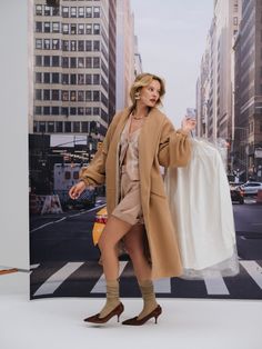 For Love & Lemons Essentials: Inspired by ultra-chic '90s outerwear—the Sadie brown coat is your wear-everywhere outer layer this fall. Crafted in a slightly fuzzy fleece, this oversized coat is cut to a minimalist silhouette with a rolled collar and functional hip pockets. 90s Outerwear, Rolled Collar, Minimalist Silhouette, Oversized Coat, White Noise, Brown Coat, For Love & Lemons, Fleece Coat, For Love And Lemons