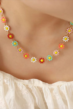 Spring Metal Jewelry With Adjustable Chain, Metal Jewelry With Adjustable Chain And Flower Shape, Flower Shaped Metal Jewelry For Spring, Floral Metal Jewelry For Spring, Spring Flower-shaped Metal Necklaces, Spring Flower Shaped Metal Jewelry, Spring Flower-shaped Metal Necklace, Flower-shaped Jewelry With Adjustable Chain For Spring, Spring Flower Jewelry With Adjustable Chain