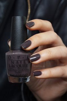 Fall Nails Opi, Cool Makeup, Brown Nail Polish, Brown Nail, Makijaż Smokey Eye, Dark Nails, Colorful Nail Designs, Fall Nail Colors, China Glaze