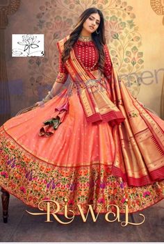 Paithani Lehenga, Paithani Blouse Design, Blouse Design Aari Work, Paithani Blouse, Kalamkari Fabric, Indian Outfits Lehenga, Floral Print Sarees, Lehnga Dress, Anarkali Dress Pattern