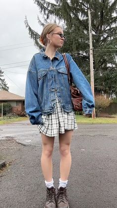 Maggie Rogers Concert Outfit Ideas, Grunge Denim Skirt Outfit, Artist Fits, Spring Grunge Denim Skirt, Grunge Summer Mini Denim Skirt, Grunge Denim Mini Skirt, Maggie Rogers, Beabadoobee Denim Skirt, Church Fits