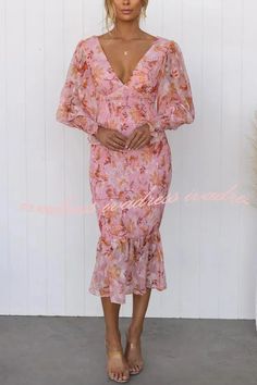 Fitted Floral Print Maternity Dress For Garden Party, Pink Midi Floral Dress With Ruffles, Playful Pink Floral Dress With Ruffles, Pink Floral Print Summer Maternity Dress, Non-stretch Pink Floral Print Midi Dress, Style Upgrade, Size Chart, Beautiful Dresses, Midi Dress