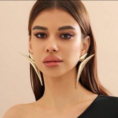 Never Worn, New. Stunning To Complete Any Outfit. Gold Statement Earrings, Earrings Color, Statement Earrings, Jewelry Earrings, Women Jewelry, Gold, Women Shopping, Quick Saves, Color