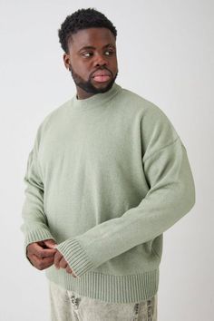 Men’s knitwear has come a long way, which means you can now keep your look cool while you stay warm in our selection of jumpers and cardigans for men. A staple to add into your off-duty rotation, the crew neck jumper is an ideal transition layer that works day to night and smart to casual. If you are looking to up your sweater game without needing to put in any extra effort, our selection of cable knit jumpers is all you need to wear when the cold season kicks in. Looking for a more sophisticated combo? Layer a roll neck jumper under a blazer and finish off with skinny jeans and smart shoes. Cardigans For Men, Smart Shoes, Jumper Designs, Plus Size Joggers, Gym Jacket, Big And Tall Suits, Suits Prom, Going Out Trousers, Going Out Shirts