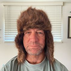 Fur Trapper Style Hat. 100% Beaver Fur Made In Alaska By Alaskan Native. This Hat Was Made In The 80’s For A Bush Pilot. Beaver Hat, Fur Trapper, Hat Fashion, Man Shop, Hats, Color