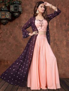 Indo Western Dress For Girls, Orang India, Western Suit, Western Dresses For Girl, Kurta Sharara, Shrug For Dresses, Gaun Fashion, Palazzo Suit, Indo Western Dress