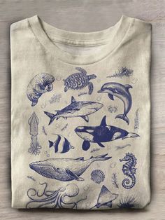 Cyanotype Shirts, Tshirt Printing Design Ideas, Marine Biology Shirts, Animal Clothes, Cute Summer Shirts, Sea Style, T Shirt Prints, Trending Graphic Tees, Sassy Shirts