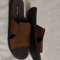 Leather Uppers With Rubber Soles. Just Slip Feet In And Go. New Never Wore. Mn. Sz.41 Brown Slip-on Flip Flops For Outdoor, Casual Brown Outdoor Slippers, Outdoor Open Toe Slippers With Branded Insole, Brown Open Toe Slippers For Outdoor, Open Toe Slippers For Outdoor, Casual Brown Flip Flops With Ortholite Insole, Brown Flip Flops For Outdoor, Brown Casual Slip-on Flip Flops, Outdoor Leather Footbed Slip-on Flip Flops