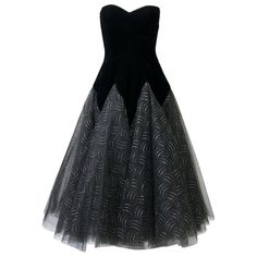 Victor Costa Velvet / Tulle Strapless Dress | From a unique collection of rare vintage Evening Dresses at https://www.1stdibs.com/fashion/clothing/evening-dresses/evening-dresses/. Black Off Shoulder Dress, Evening Dress Black, Vintage Dress Design, Victor Costa, Gonna In Tulle, Strapless Evening Gowns, Strapless Evening Dress, Velvet Cocktail Dress, Cocktail Gowns