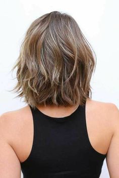 Back Of Bob Haircut, Bob Haircut Back View, Inverted Bob Hairstyles, Short Hair Lengths, Long Bob Haircuts, Inverted Bob, Shoulder Length Hair Cuts, Hairstyle Gallery