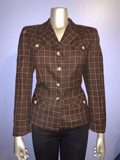 Adorable, quality, 100% wool jacket with silk-like liner. This jacket would be super cute just about anywhere; business attire with dress pants and flats, dress for going out with some pleather leggings and pumps or even riding boots while apple picking! This is a petite size 10, with small shoulder pads and no stretch. Sleeve length from shoulder stitching: 23 inches Length from top: 24 inches Shoulder to shoulder in back: 17 inches Armpit to armpit in the back: 20 inches (double for bust circumference) Hip in the back: 23 inches (double for circumference)  Excellent condition! All vintage items are inspected to the best of my ability and I always try to give the best representation of quality and show any damage. I recycle boxes for regular delivery, if anything needs to be gift wrapped, Retro Workwear Blazer With Suit Collar, Retro Suit Collar Blazer For Work, Retro Blazer With Suit Collar For Work, Retro Tailored Blazer For Work, Retro Workwear Blazer With Welt Pockets, Retro Blazer With Welt Pockets For Work, Retro Tailored Long Sleeve Blazer, Tailored Retro Outerwear For Office, Retro Long Sleeve Blazer For Workwear