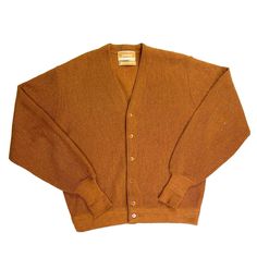 Vintage 60’s Men's Jantzen Brown Mohair Cardigan Cobain Sweater Grunge - Size L. Pristine condition! The construction, craftsmanship, and materials used are excellent! Clothing hasn’t been made like this for decades. Companies started to cut corners to increase their profits and it really shows when you compare this to modern day garments. Made in the United States by career craftsman that took pride in their work. Virgin Mohair/Virgin Worster Wool blend that give it a fuzzy/silky smooth feel. T Vintage Men Sweater, Men’s Vintage Clothes, Mod Clothing Men, Brown Wool Sweater With Pockets, Brown Wool Cardigan With Pockets, Classic Brown Sweater With Pockets, Vintage Sweater With Pockets For Fall, Vintage Fall Sweater With Pockets, Vintage Brown Sweater With Button Closure