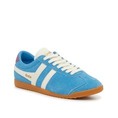 Gola- Gola Sneakers, Bright Sneakers, Retro Silhouette, Stylish Clothes, Red Sneakers, Beach Cottage, Fit Check, Casual Look, Bright Blue