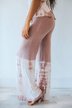 Marco Island Pants Finding Style, Surf Boutique, Bohemian Beach Style, Comfortable Shorts, Hawaii Life, Marco Island, Bohemian Beach, Cute Preppy Outfits, High Waisted Flares