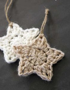 a crocheted star ornament is shown with the words, enfache hakel projet fur an - anger