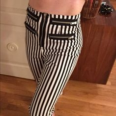 Amazing Reformation Size 2 Striped High Waist Skinny Pants With Punk Rock Zippers! So Cool And Super Rare! These Look Incredibly Sexy And Would Look So Cool With A Cropped Denim Jacket Or A Long Black Duster For Date Night, Festivals, Badassery Trendy White Bottoms With Zipper Closure, Edgy High Waist Bottoms With Zipper Closure, Edgy High Rise Pants With Zipper Closure, White Punk Bottoms For Spring, Edgy High Waist Pants With Zip Fly, Edgy High Waist Bottoms With Side Zipper, Edgy Spring Bottoms With Zip Fly, Edgy High Rise Bottoms With Zip Fly, High Rise Cotton Punk Pants