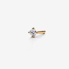 Our lab-grown diamond single stud earring is a radiant face framer. Crafted from 14k gold, one round brilliant-cut 0.04ct lab-grown diamond is set in a prong-head basket setting. The setting's prongs are spaced evenly around the stone, embracing it in a way that lets maximum light shine and reflect through the lab-grown diamond. Add this classic piece to your everyday stacks, to add a radiant touch to your everyday jewellery. To ensure our rigorous standards of quality in colour and clarity, eac Pearl Jewelry Gift, Star And Moon Necklace, Everyday Jewellery, Infinity Earrings, Pearl Engagement Ring, Basket Setting, Solid Gold Necklace, Solid Gold Earrings, Ring Pendant Necklace