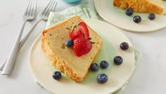 Million Dollar Pound Cake Million Dollar Pound Cake, Best Pound Cake Recipe, Old Fashioned Pound Cake, Homemade Pound Cake, Cheese Pound Cake, Breakfast Party Foods, Cream Cheese Pound Cake, Easter Desserts, Breakfast Party