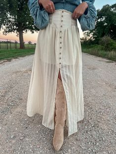 Long Skirts, Western Style, Long Skirt, Western Fashion, Maxi Skirt, Elastic Waist, Split, Relaxed Fit