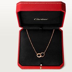 Cartier Love Necklace, Interlocking Circle Necklace, Cartier Earrings, Cartier Necklace, Necklace Love, Cartier Jewelry, Cartier Love, Yellow Gold Chain, Circle Necklace