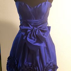 Nwot Dress With Straps Attached/Detached. Rich Blue Color Aidan Mattox Size 8(S-M) Can Be Worn Without Sleeves. Has Clippings For Bust Area. Picture Attached Above. Feel Free To Ask Any Questions. Blue Ruffled Dresses For Formal Occasions, Formal Blue Ruffled Dress, Blue Ruffled Evening Dress, Blue Lined Dress For Dress Down Occasions, Casual Blue Lined Dress, Blue Satin Dressy Dress, Blue Dress With Pleated And Fitted Bodice, Elegant Lined Blue Dresses, Blue Ruched Dress For Formal Occasions