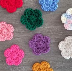 Flower Applique Crochet Pattern PDF Download Floral - Etsy Tiny Flower Crochet, Crochet Tiny Flowers, Flower Applique Crochet, Crochet Pattern Flower, Halloween Knitting, Crochet Ladybug, Bouquet Crochet, Cherry Flowers, Heart Crochet