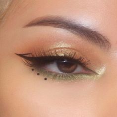 Pinterest Makeup, Eye Makeup Designs, Green Eyeshadow