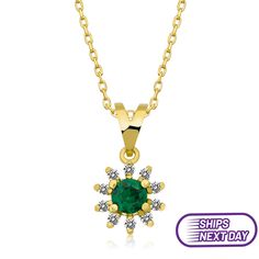 Yellow gold, white diamond and emerald Material: Solid Gold (not gold plated or gold filled) Available Gold Color: Yellow gold, rose gold and white gold Karat: 14 K (585) Diamond weight: 0.05 ct Emerald weight: 0.05 ct Gold grams: 1.40 gr Diamond color: F-G Color Made to order Attention Next day shipping is for a yellow gold necklace. Available in 4 different chain lengths: 42 cm (16.5 in), 45 cm (18 in), 47 cm (18.5 in) or 49 cm (19 in). Model wears the 42 cm length. ★ ★ ★ I ship my products in Yellow Gold Necklace, Emerald Necklace, Diamond Flower, Diamond Color, Necklace Gift, Wedding Necklace, Pave Diamonds, Chain Lengths, Gold Rose