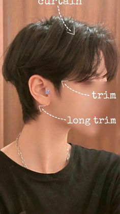 Male Curtains Haircut, Korean Curtain Haircut Men, Male Haircut Ideas Straight Hair, Haircuts For Korean Men, Haircuts For Guys Straight Hair, Haircuts For Asian Men With Straight Hair, Korean Haircuts For Boys, Korean Men Haircut Long, Male Hairstyles For Straight Hair