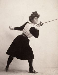 Women's Fencing, Fantasy Inspo, Historical Warriors, Early 20s, Art Advice, Mad Women, Female Fighter, Retro Stuff, Anatomy Poses