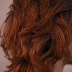 aes: fantasy, book, aesthetic Red Hair Aesthetic Male Faceless, Red Haired Boy Aesthetic, Long Red Hair Men, Fantasy Book Aesthetic, Brown Hair Male, Red Head Boy, Ginger Hair Men, Red Hair Boy, Red Hair Men