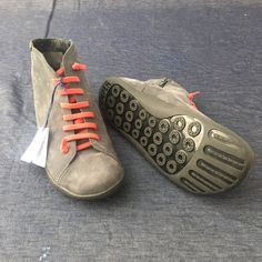 Nwt Camper Ankle High Grey Leather Shoes Size 43. Never Worn. Camper Boots, Gray Leather Shoes, Gore Tex Boots, Green Ankle Boots, Camper Shoes, Ankle Boots Men, Men Suede, Mid Boots, Chelsea Ankle Boots