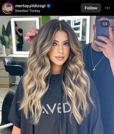 Black Roots Blonde Hair, Underdye Hair, Ashy Blonde Balayage, Balayage Ideas, Blonde Ombre Balayage, Short Ombre