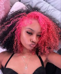 Pink Hair Dyed, Hair Stripes, Dyed Curly Hair, Pink Hair Dye, Hair Dyed, Mixed Curly Hair, Peekaboo Hair, Cute Hair Colors, Quick Natural Hair Styles