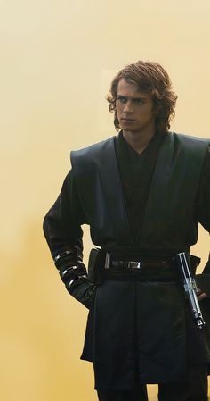 Darth Vader Hayden Christensen, Anakin And Darth Vader Wallpaper, Anakin Star Wars Wallpaper, Anakin Phone Wallpaper, Aniken Skywalker Wallpaper, Hayden Christensen Background, Anakin Skywalker Hot Wallpaper, Anakin Skywalker Behind The Scenes, Hayden Christensen As Anakin