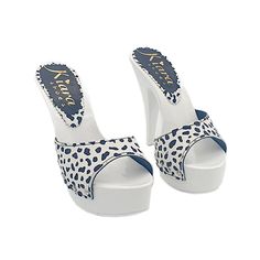 Clogs with white lacquered base, (in polyurethane) White leather band with spotted pattern | 13 cm heel + 4 cm platform. Stable and comfortable made entirely in ITALY. Craftsmanship. BEFORE COMPLETING YOUR PURCHASE DO NOT FORGET TO CHECK THE SIZE! White Platform Clogs In Synthetic Material, White High Heel Platform Clogs, White High Heel Clogs With Wooden Heel, White Clogs With Wooden Open Heel, High Heel Clogs, Beautiful Heels, Clog Heels, Leather Clogs, May 21