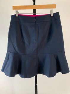 NWT Banana Republic Skirt Size 12 Color: navy Material: cotton, lyocell, polyester, and spandex Bag 9p JN Banana Republic Skirt, Banana Republic, Short Dresses, Size 12, Spandex, Womens Shorts, Skirt, Navy, Color