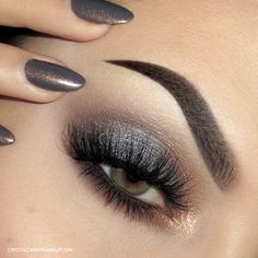 Gold Smoky Eye, Silver Smokey Eye, Ball Makeup, Gold Smokey Eye, Gold Makeup Looks, Smoky Eyeshadow, Eye Parts, Formal Makeup